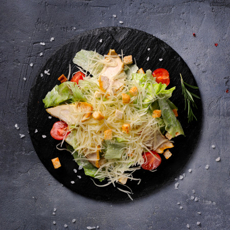 У нас вы найдете как классические английские блюда, так и блюда с других концов света.